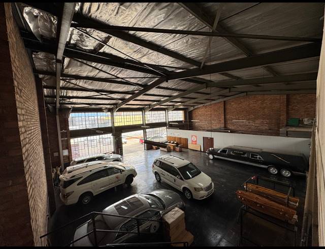 570M² WAREHOUSE TO LET IN WYNBERG
